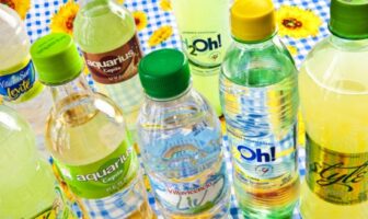 ¿El Agua Saborizada engorda? Conoce qué tan saludable es El Agua Saborizada engorda
